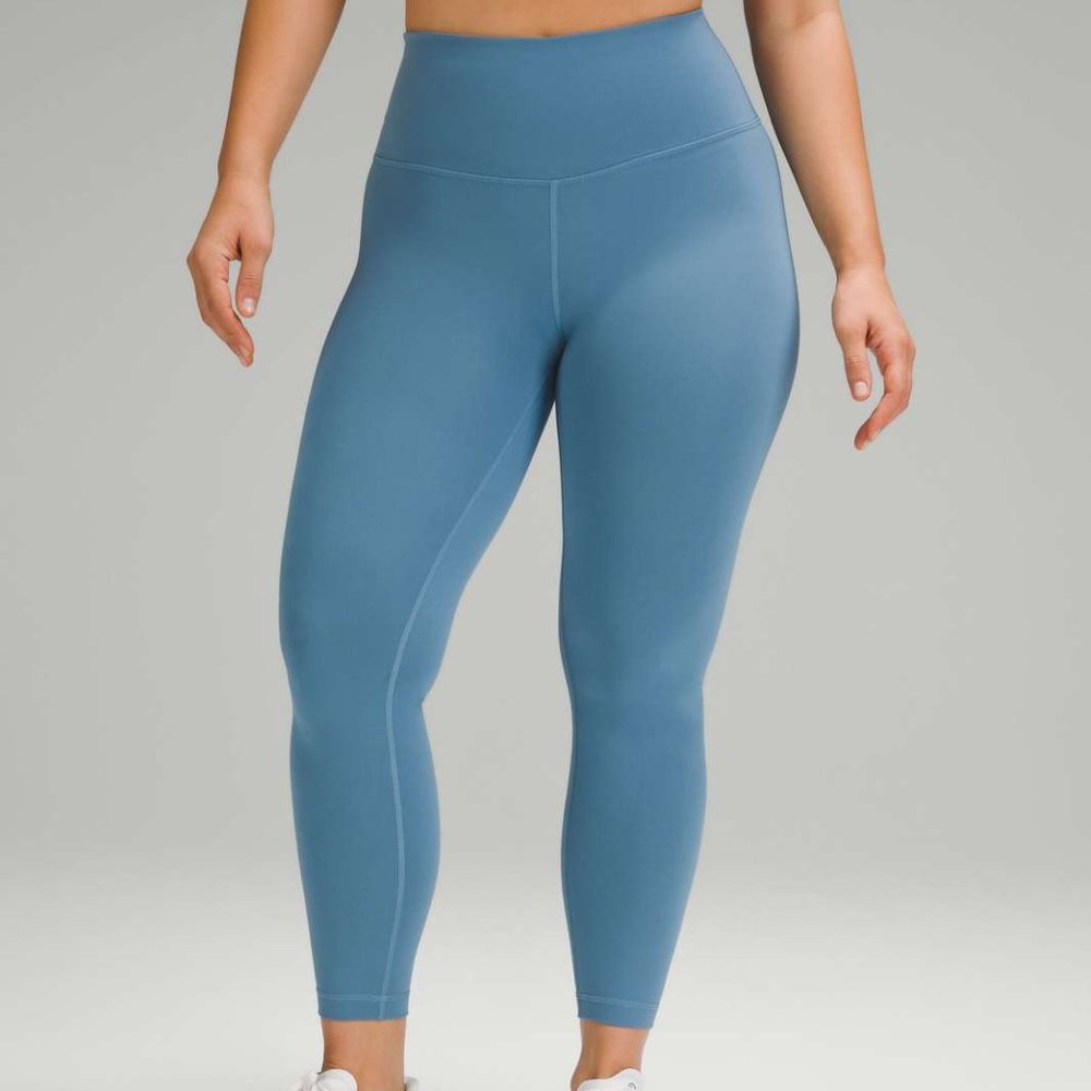 Lululemon Wunder Train Contour Fit High-Rise Tight 25" in Utility Blue